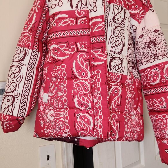 Women’s Paisley Bandana Puffer Jacket Lightweight Warm Stylish Winter Outerwear - Picture 1 of 14